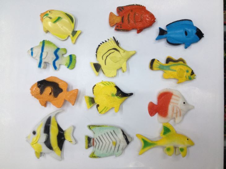 2.5Inch Plastic Animal Capsule Toy Tropical Fish 8
